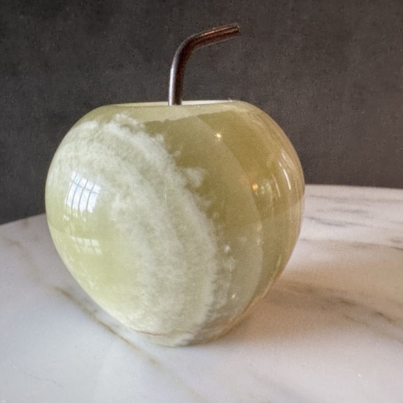 N/A Other - GORGEOUS VINTAGE VEINED AGATE GREEN MARBLE ONTX APPLE PAPERWEIGHT